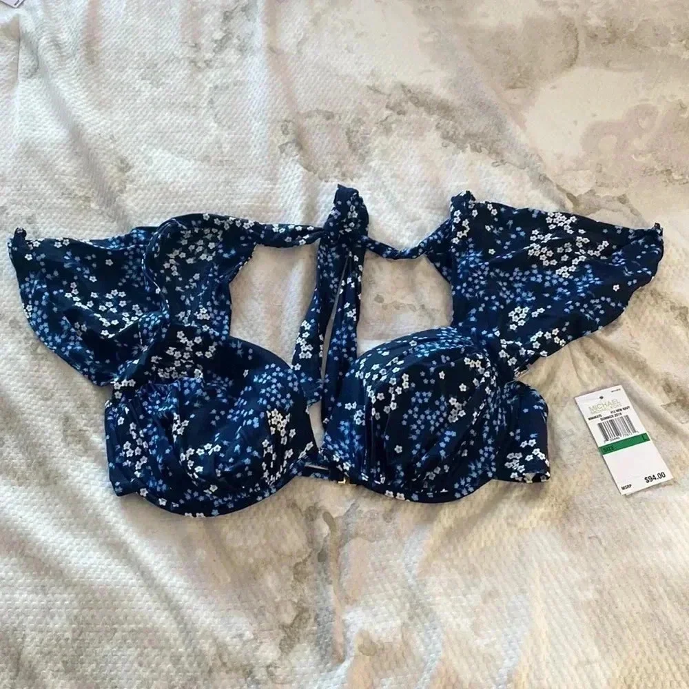 Michael Kors - Picture 5 of 7